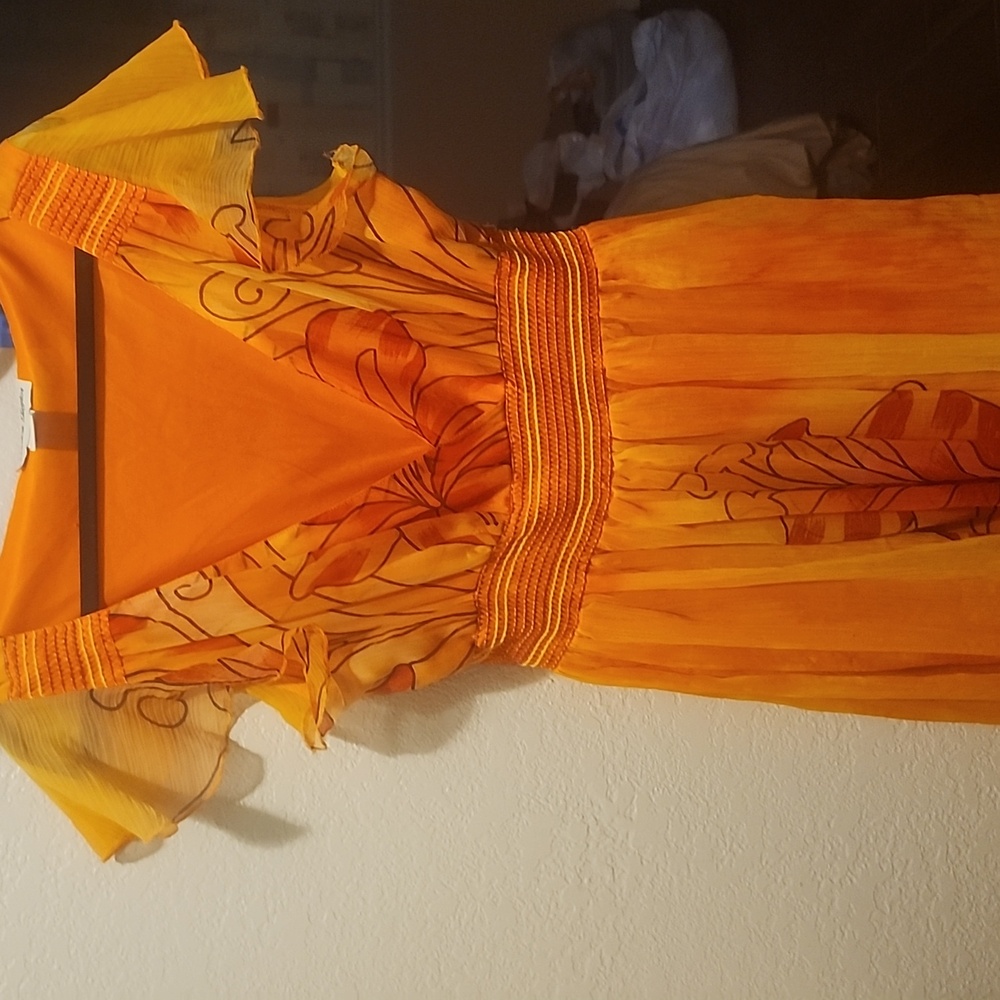 Jessica Taylor women's dress.    Box 12